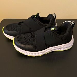 NWOT Toddler Slip On Sneakers Boys Active Shoes Black Gym